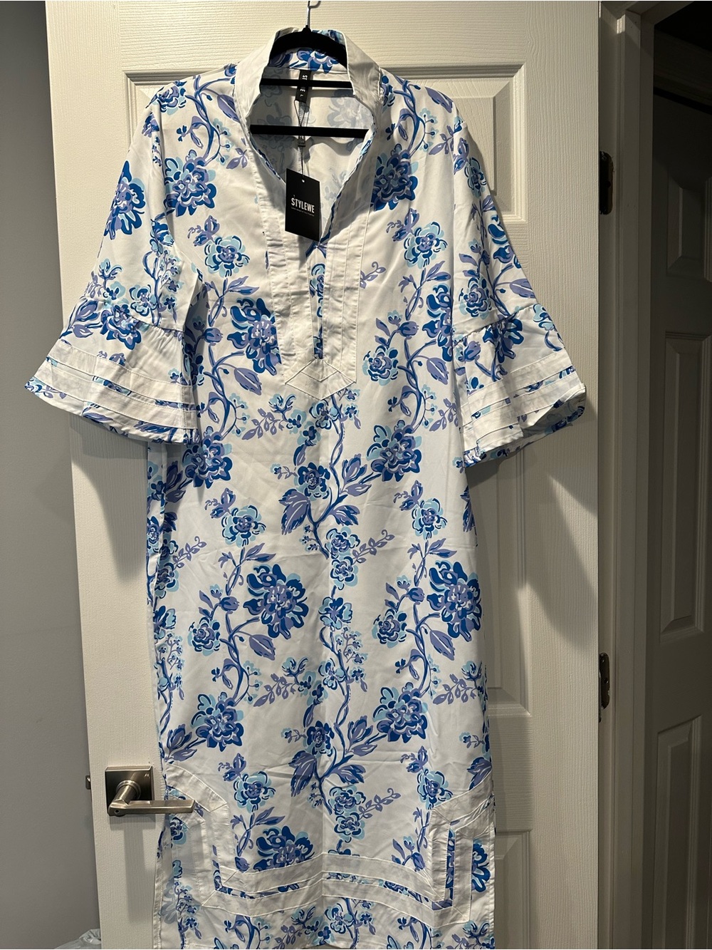 STYLEWE White Midi Dress with Blue Floral Print